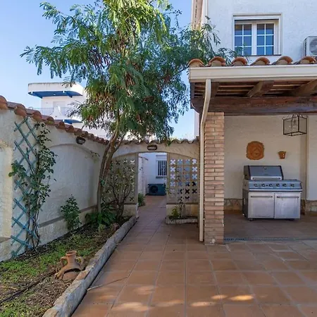 Villa Sm21-gran En La Playa, 4 Habitaciones, Climatizada, Piscina, Barbacoa Y Wifi *